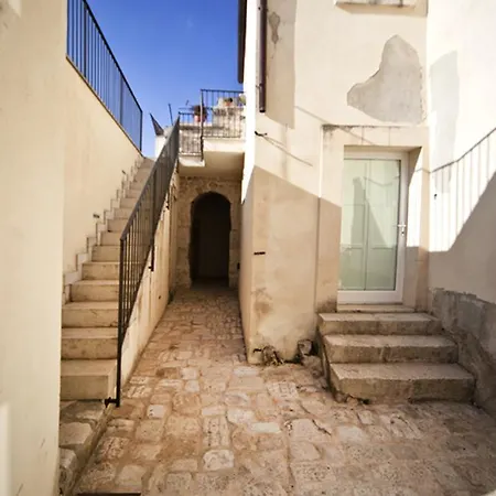 Dell'orologio Catania Guest house