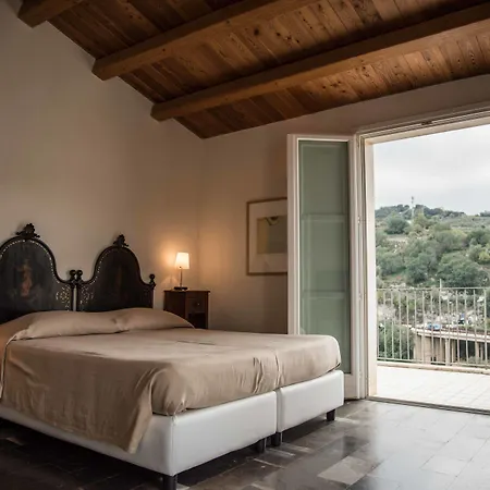 招待所 Dell'orologio 拉古萨