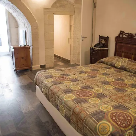 Guest house Dell'orologio Catania 3*