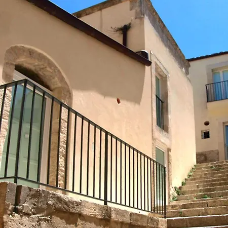 Dell'orologio 4* 拉古萨