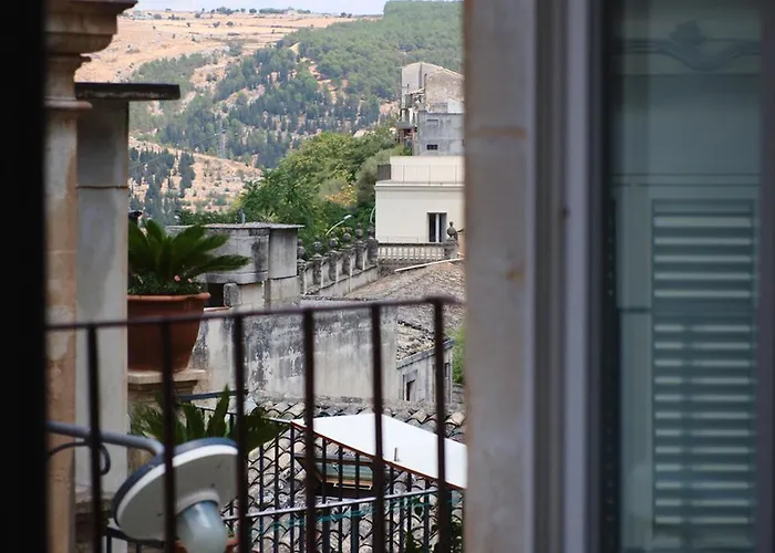 Gæstehus Dell'orologio 4*